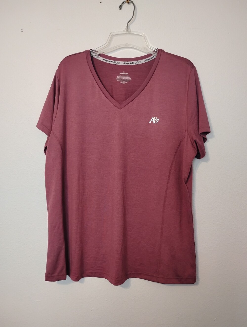 Aeropostale Sport V Neck Short Sleeve Shirt